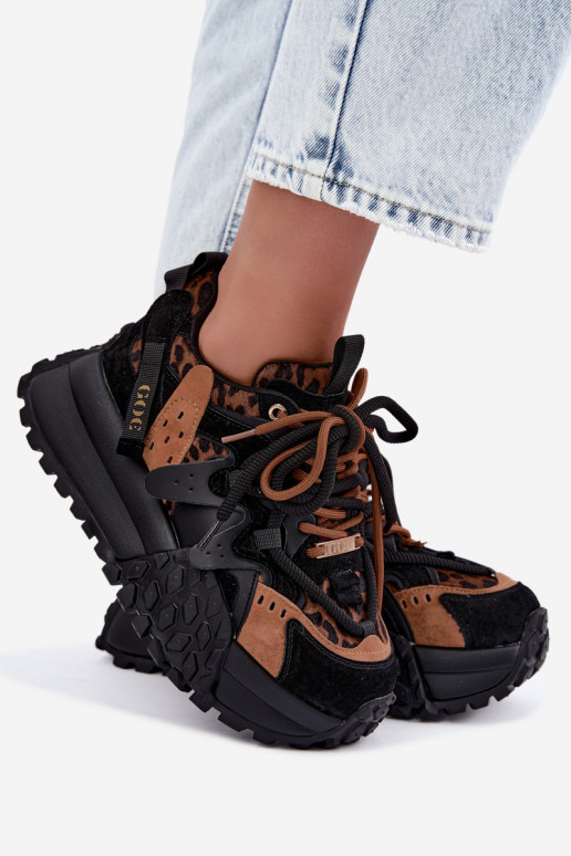 Baskets noires en faux daim avec plateforme et détails en imprimé léopard GOE UU2N4017