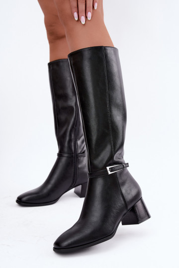 Bottes hautes noires en cuir isolées avec talons et boucles Sergio Leone KZ-31