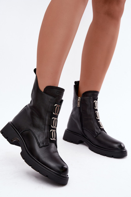 Bottines en cuir isolées avec détails élégants GOE UU2N4138 noires