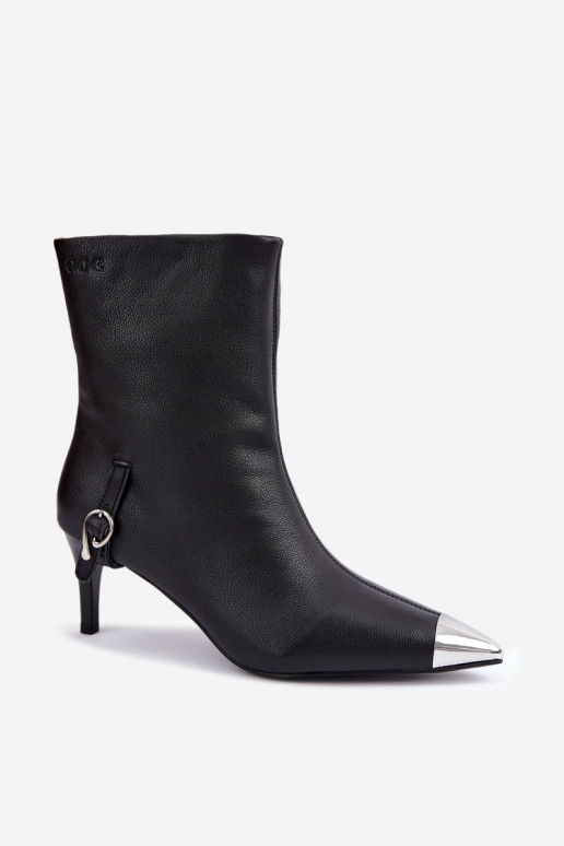 Bottines en cuir isolées avec talons fins GOE UU2N4226 noires