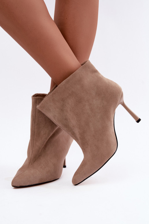 Bottines à enfiler avec talons fins en couleur sable Kamea