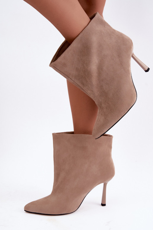 Bottines à enfiler avec talons fins en couleur sable Kamea