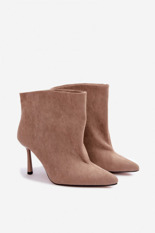 Bottines à enfiler avec talons fins en couleur sable Kamea
