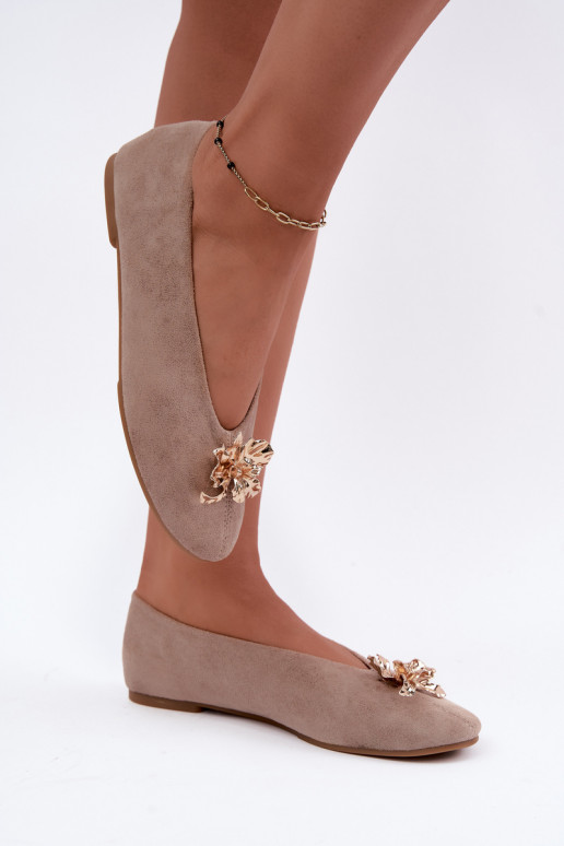 Ballerines avec embellissements en couleur sable Briellea