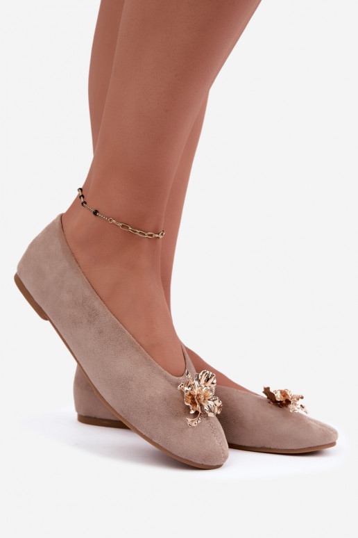 Ballerines avec embellissements en couleur sable Briellea