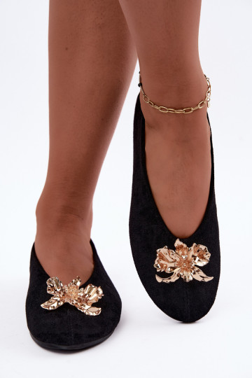 Ballerines avec embellissements en noir Briellea