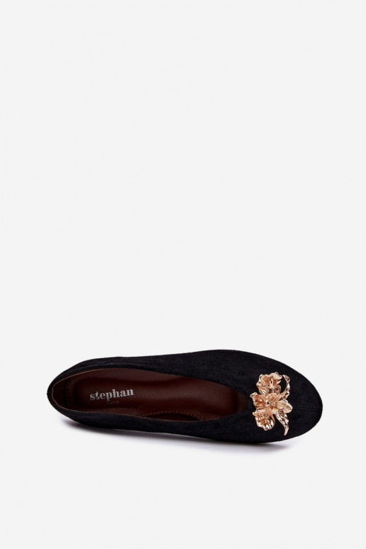 Ballerines avec embellissements en noir Briellea