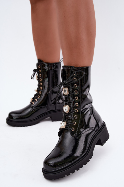 Bottines pour femmes chaudes avec effet verni en noir Corisande