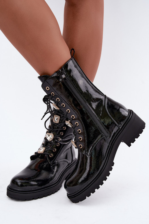 Bottines pour femmes chaudes avec effet verni en noir Corisande