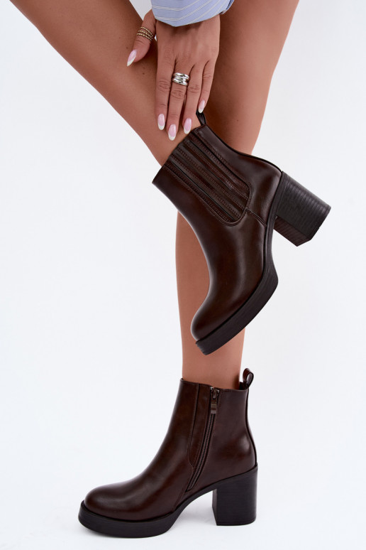 Bottines chaudes couleur chocolat avec talons Gisandra