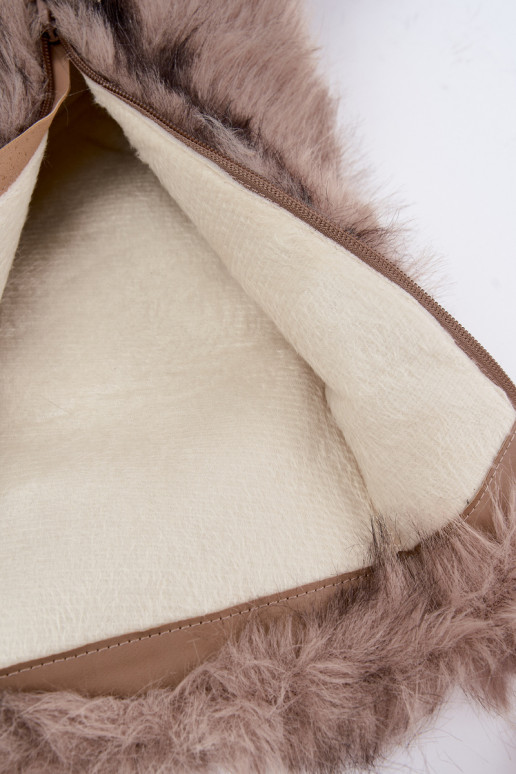 Bottes chaudes couleur sable au-dessus du genou avec fourrure Saphielle