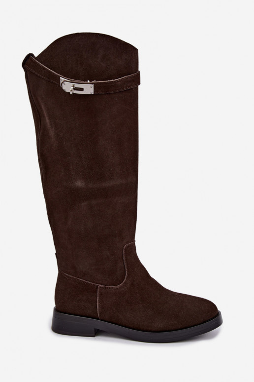 Bottes au-dessus du genou en daim couleur chocolat avec des sangles décoratives Clarimond