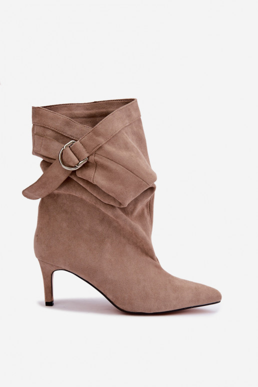 bottines à enfiler avec talons fins et sangles en couleur sable Soreya