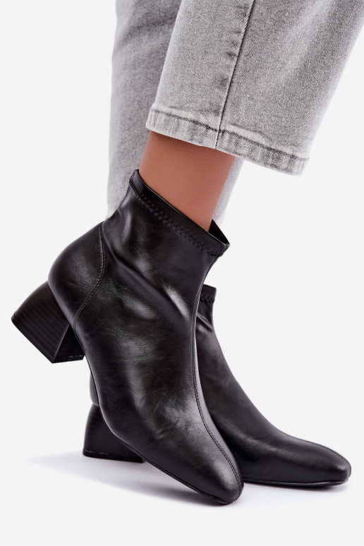 Bottines noires Klocke en simili cuir Estellea