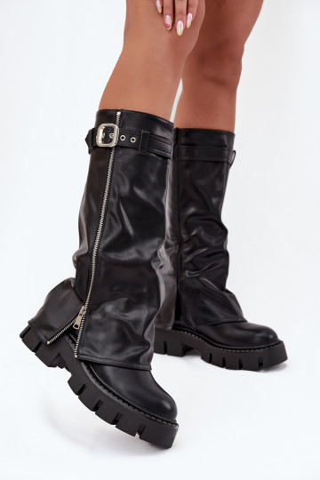 Bottes noires isolées au-dessus du genou avec choleika cousue et boucles argentées Armena