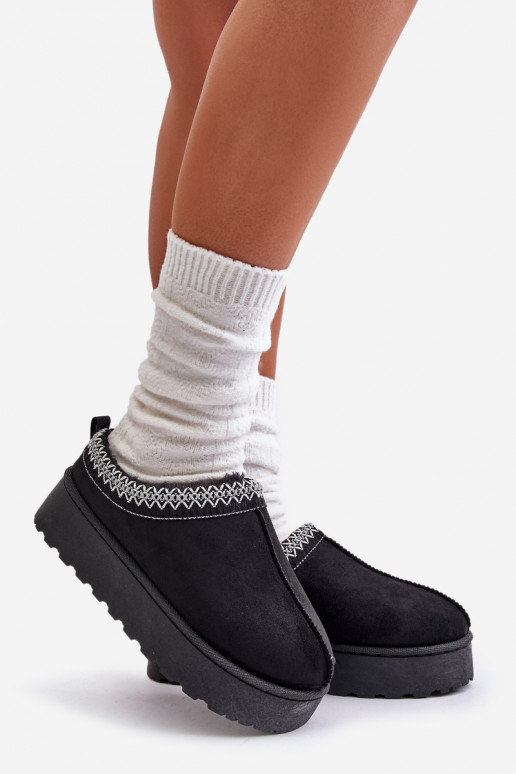 Bottes de neige noires pour femmes sur une plateforme avec isolation et fourrure à l'intérieur Remenia