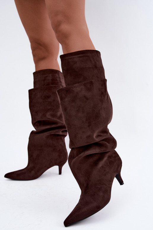 Bottes hautes chaudes avec volants et talons en couleur chocolat Oriellea