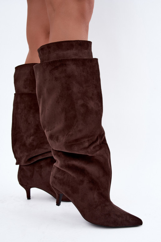 Bottes hautes chaudes avec volants et talons en couleur chocolat Oriellea