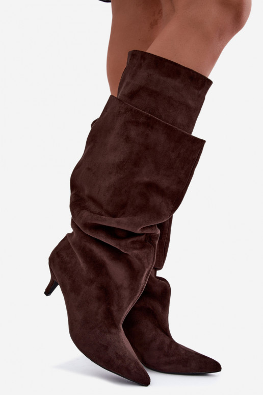 Bottes hautes chaudes avec volants et talons en couleur chocolat Oriellea