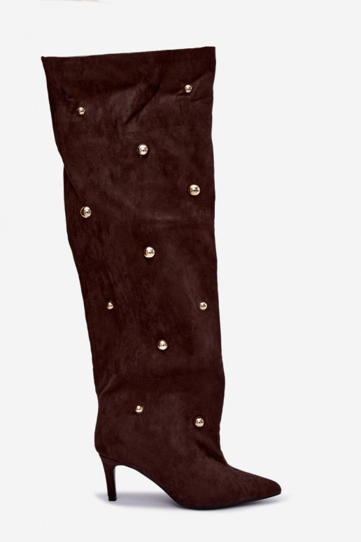 Bottes hautes à enfiler avec talons fins et détails ornés en couleur chocolat Beladine