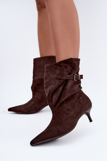 Bottines isolées Tiselle avec talons et boucles brunes 2