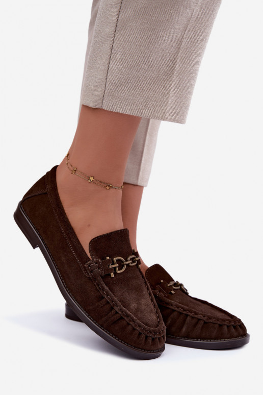 mocassins en daim avec volants et décoration Vinceza 31718 en couleur chocolat