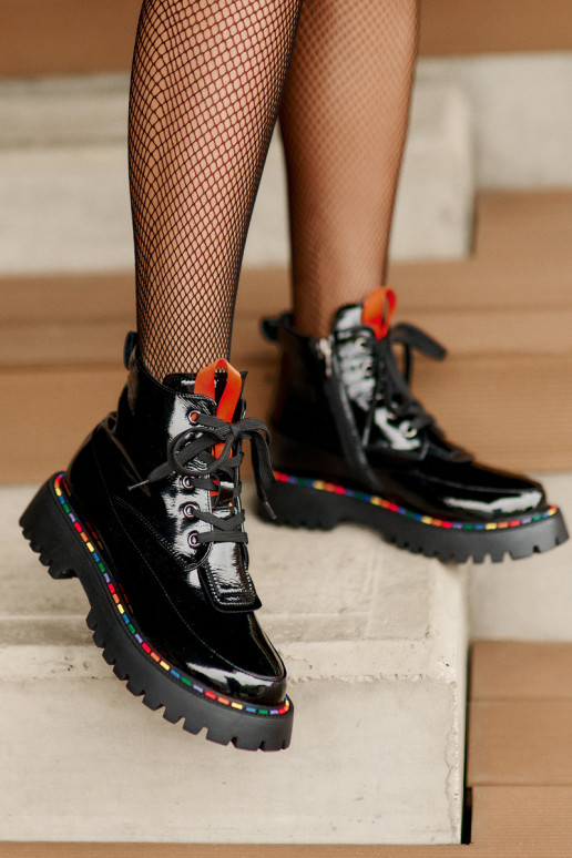 Bottines de travail en cuir avec effet verni noires Anafra