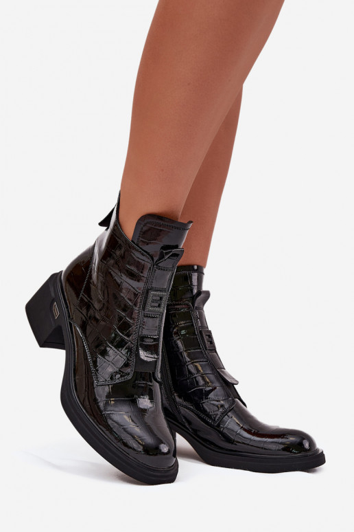 Bottines en cuir pour femmes avec détail embossé noires Lorenza