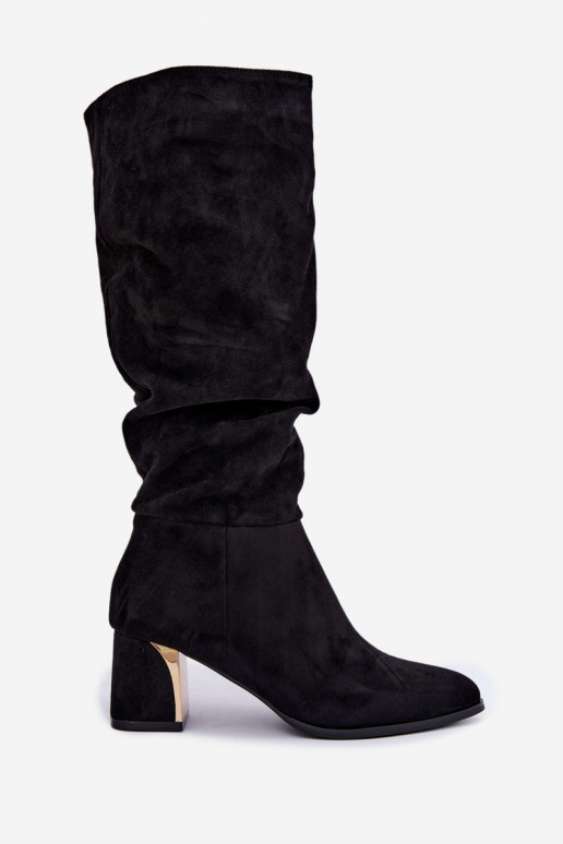 Bottes chaudes froissées jusqu'au genou avec talons en noir Ivenna
