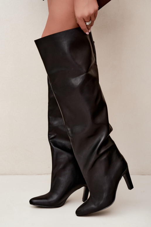 Bottes hautes à enfiler pour femmes avec talons pointus au-dessus du genou en noir Emorine