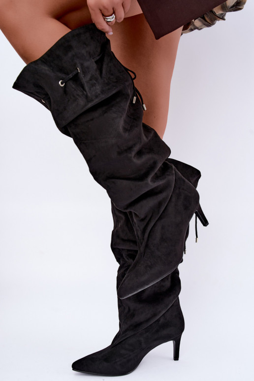 bottes montantes chaudes à enfiler avec des talons fins et des détails stylés en couleur noire Tivelle