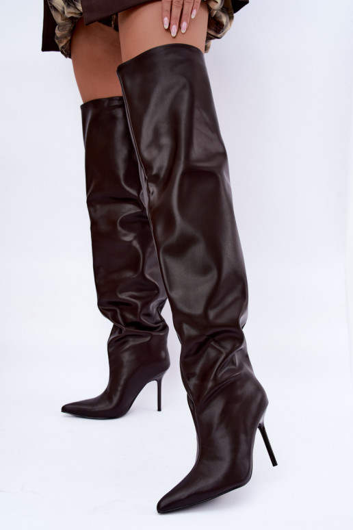 bottes hautes pour femmes avec talons fins au-dessus du genou en couleur chocolat Aderelle
