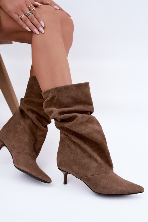 bottines à enfiler avec talons en daim synthétique de couleur kaki Cindrelle