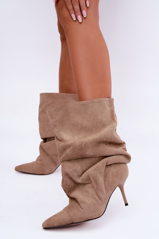 bottines à enfiler chaudes et froissées avec talons fins en couleur sable Greselle
