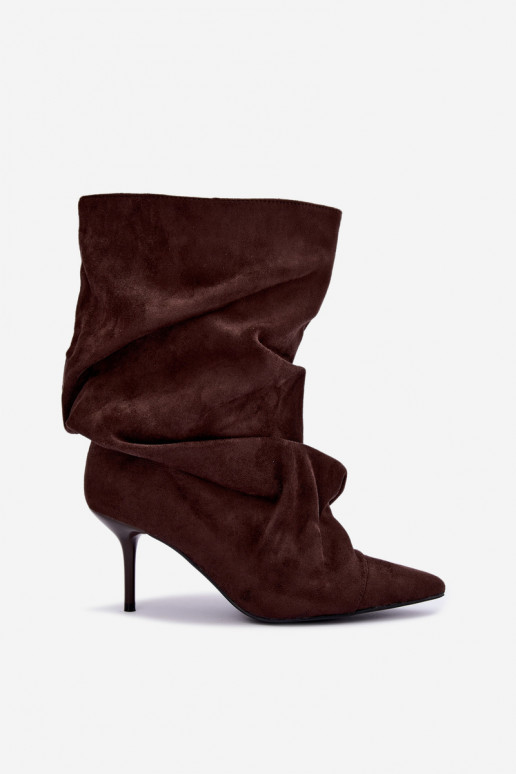 bottines à enfiler chaudes et froissées avec talons fins en couleur chocolat Greselle