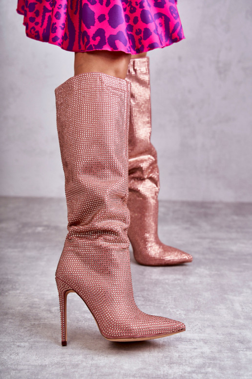 Bottes à talons roses avec œillets brillants Lovisa