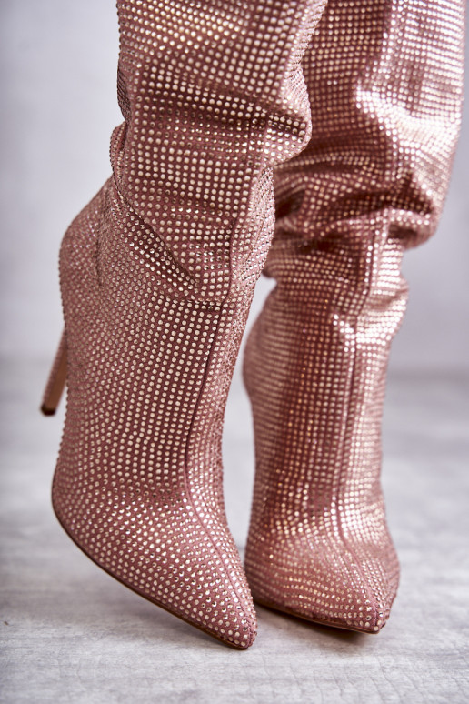 Bottes à talons roses avec œillets brillants Lovisa