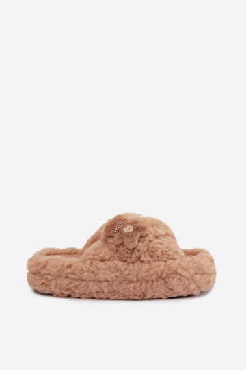 claquettes avec fourrure et beaux détails couleur sable Jesselle 2