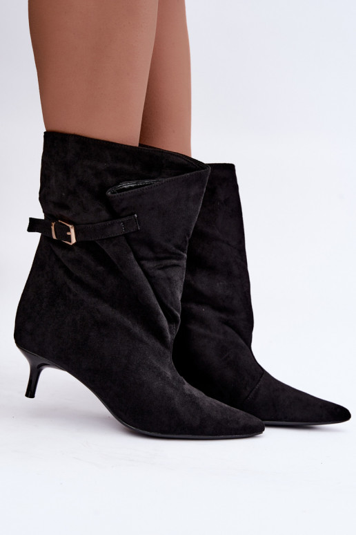 Bottines à petit talon avec boucles couleur noire Canelisse
