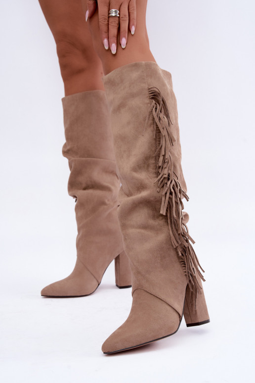 Bottes hautes froissées et chaudes avec talons et pompons couleur sable Karmelle