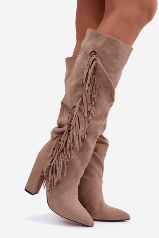 Bottes hautes froissées et chaudes avec talons et pompons couleur sable Karmelle