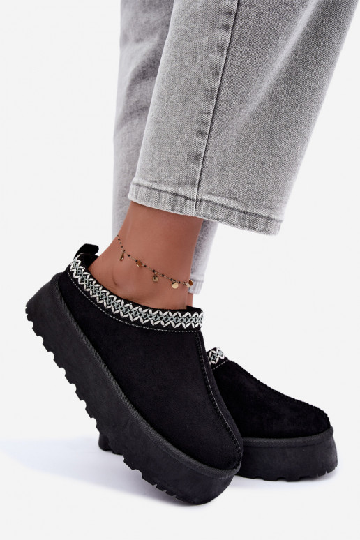 Bottes de neige basses pour femmes avec fleurs brodées et plateforme en noir Įjungtarirya