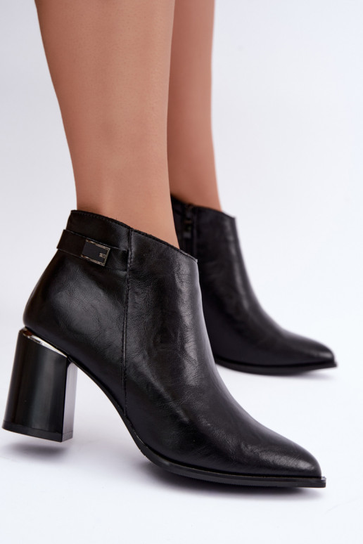 Bottines noires doublées avec talons et bandes décoratives Irmelle