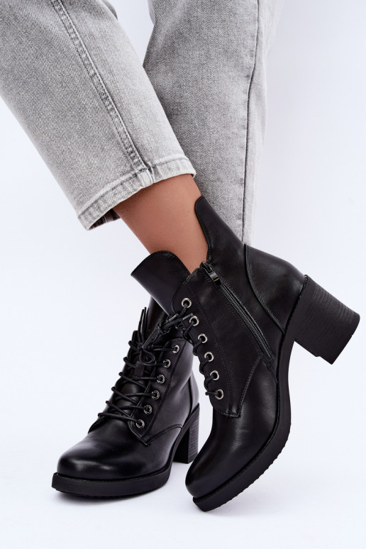 Bottines pour femmes chaudes avec lacets en noir Garella