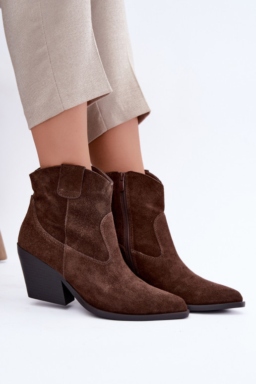 bottes en daim doublées de style cowboy avec talons en couleur marron Tirabelle