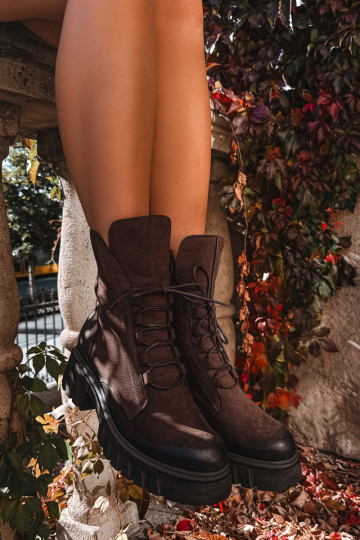 Bottines de travail en cuir pour femmes Zazoo 1850 chocolat