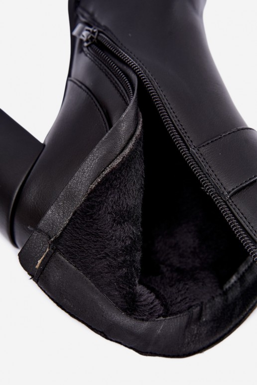 Bottines chaudes avec talons et ornements en noir Isarae