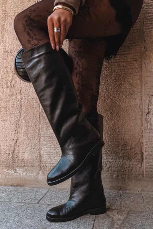 Bottes hautes en cuir chaudes avec larges talons en noir Zazoo 542