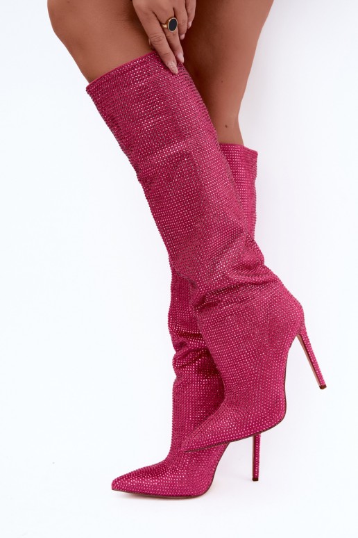 bottes hautes avec talons fins et œillets scintillants en couleur rose Lovisa