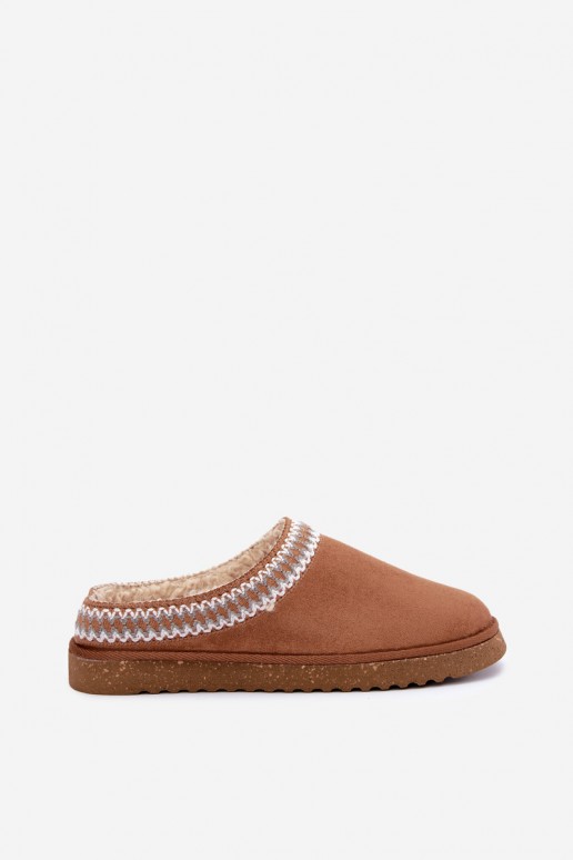 chaussons pour femmes avec fleurs brodées en couleur marron Inblu